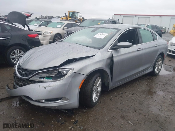 2015 Chrysler 200 Limited with VIN 1C3CCCAB8FN693213, listed as a IAAI auction lot 41539198 with 183,820 mi miles. Bid and sale history available at carsss.com. Image 18.