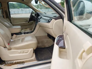 2007 Cadillac Escalade EXT with VIN 3GYFK62817G141539, listed as a IAAI auction lot 42022337 with 211,440 mi miles. Bid and sale history available at carsss.com. Image 5.