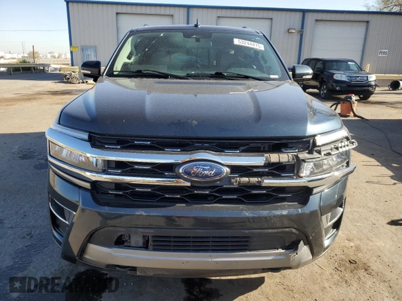 2023 Ford Expedition Limited with VIN 1FMJU2A82PEA31624, listed as a Copart auction lot 53244415 with 33,063 mi miles and Salvage title. Bid and sale history available at DreamBid. Image 5.