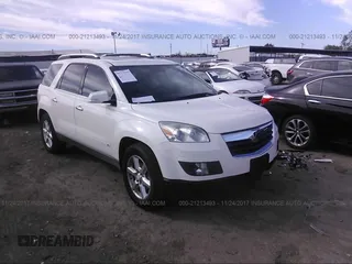 2007 Saturn Outlook XR z VIN 5GZER33757J142286, wystawiony jako IAAI lot #42259962 z przebiegiem 136 954 mil mil oraz . Historia ofert i sprzedaży dostępna na DreamBid. Obrazek 1.