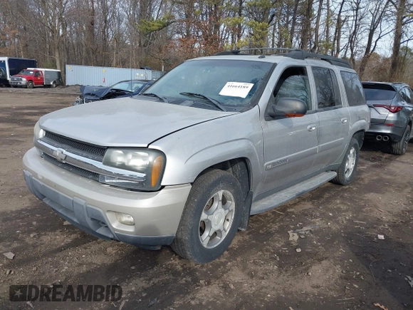 2004 Chevrolet TrailBlazer EXT LT with VIN 1GNET16S346227902, listed as a IAAI auction lot 41664189 with 131,750 mi miles. Bid and sale history available at carsss.com. Image 2.