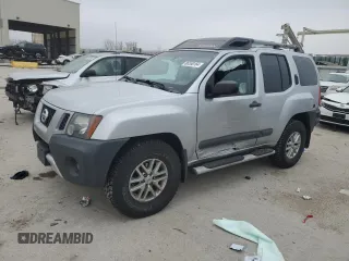 2014 Nissan Xterra X with VIN 5N1AN0NW5EN801029, listed as a Copart auction lot 86550164 with 183,424 mi miles and Salvage Title. Bid and sale history available at DreamBid. Image 1.