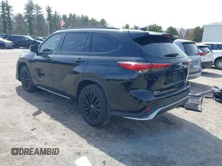 2023 Toyota Highlander L with VIN 5TDKDRBH7PS507909, listed as a IAAI auction lot 41937441 with 28,152 mi miles and . Bid and sale history available at DreamBid. Image 3.