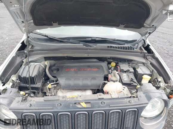 2018 Jeep Renegade Trailhawk with VIN ZACCJBCB1JPG74527, listed as a IAAI auction lot 41814352 with 71,120 mi miles. Bid and sale history available at carsss.com. Image 10.