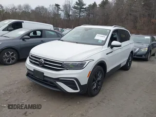 2022 Volkswagen Tiguan SE z VIN 3VV2B7AX9NM029204, wystawiony jako IAAI lot #41248800 z przebiegiem 24 450 mil mil oraz . Historia ofert i sprzedaży dostępna na DreamBid. Obrazek 19.