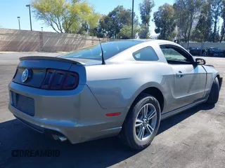 2013 Ford Mustang V6 with VIN 1ZVBP8AM2D5228334, listed as a IAAI auction lot 42164895 with Not provided miles and . Bid and sale history available at DreamBid. Image 4.