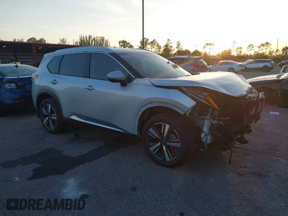 2022 Nissan Rogue SL with VIN 5N1BT3CA4NC718030, listed as a IAAI auction lot 41520978 with 68,532 mi miles. Bid and sale history available at carsss.com. Image 1.