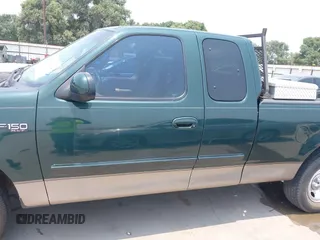 2001 Ford F-150 XL z VIN 1FTZX17201NA28384, wystawiony jako IAAI lot #39496964 z przebiegiem 65 695 mil mil oraz . Historia ofert i sprzedaży dostępna na DreamBid. Obrazek 14.