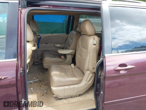 2007 Honda Odyssey Touring with VIN 5FNRL38887B121770, listed as a IAAI auction lot 42253433 with 237,597 mi miles and . Bid and sale history available at DreamBid. Image 8.