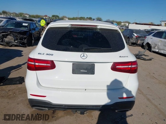2019 Mercedes-Benz GLC 300 z VIN WDC0G4KB1KV151611, wystawiony jako IAAI lot #41840560 z przebiegiem 60 102 mil mil oraz . Historia ofert i sprzedaży dostępna na DreamBid. Obrazek 17.