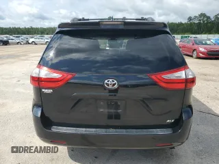 2018 Toyota Sienna XLE Auto Access Seat with VIN 5TDYZ3DC9JS908685, listed as a Copart auction lot 59714785 with 134,997 mi miles and Salvage title. Bid and sale history available at DreamBid. Image 6.