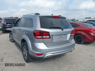 2016 Dodge Journey Crossroad Plus z VIN 3C4PDCGB0GT131602, wystawiony jako IAAI lot #42043545 z przebiegiem 102 225 mil mil oraz . Historia ofert i sprzedaży dostępna na DreamBid. Obrazek 3.
