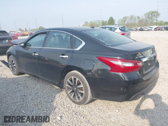 2018 Nissan Altima SR with VIN 1N4AL3AP9JC166595, listed as a IAAI auction lot 42138175 with 98,377 mi miles and . Bid and sale history available at carsss.com. Image 3.