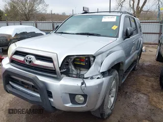 2007 Toyota 4Runner SR5 with VIN JTEZU14R378067211, listed as a IAAI auction lot 41781896 with 237,509 mi miles and . Bid and sale history available at DreamBid. Image 6.
