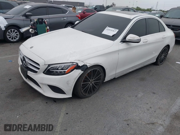 2019 Mercedes-Benz C 300 with VIN 55SWF8DB0KU290584, listed as a IAAI auction lot 42019267 with 88,717 mi miles and . Bid and sale history available at DreamBid. Image 18.