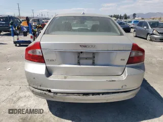 2008 Volvo S80 3.2L with VIN YV1AS982081064192, listed as a Copart auction lot 70442604 with 135,774 mi miles and Salvage Title. Bid and sale history available at carsss.com. Image 6.