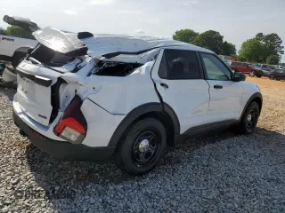 2025 Ford Explorer with VIN 1FM5K8AC8SGA31834, listed as a Copart auction lot 55948345 with 56 mi miles and Salvage title. Bid and sale history available at DreamBid. Image 3.