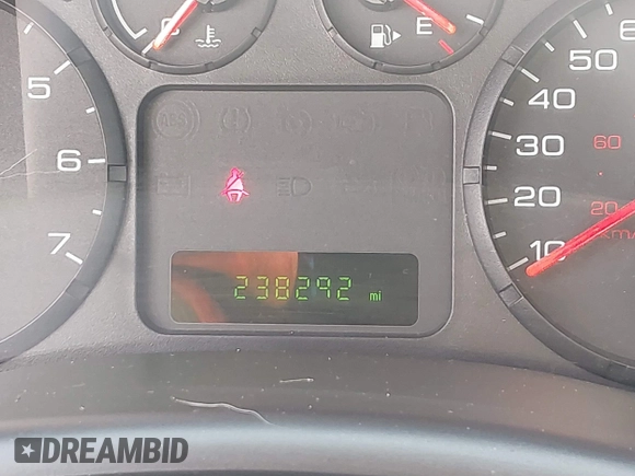 2005 Ford Freestyle SE with VIN 1FMZK01195GA74424, listed as a IAAI auction lot 41671994 with 238,292 mi miles. Bid and sale history available at carsss.com. Image 15.