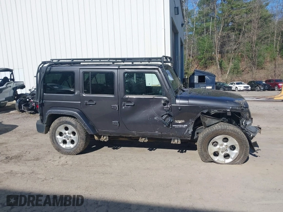 2014 Jeep Wrangler Unlimited Sahara с VIN 1C4BJWEG3EL267279, выставлен на аукционе IAAI как лот 42083836 с пробегом 81 796 миль миль и . История ставок и продаж доступна на DreamBid. Изображение 13.