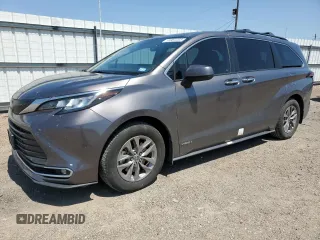 2021 Toyota Sienna XLE с VIN 5TDYRKEC1MS073758, выставлен на аукционе Copart как лот 55964455 с пробегом 94 757 миль миль и Списание • Salvage title. История ставок и продаж доступна на DreamBid. Изображение 1.