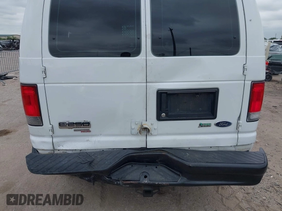 2014 Ford Econoline Cargo Commercial with VIN 1FTNE2EL9EDA25209, listed as a IAAI auction lot 42046588 with 131,520 mi miles and . Bid and sale history available at carsss.com. Image 6.