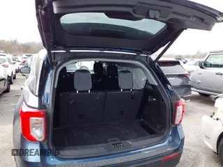 2020 Ford Explorer XLT with VIN 1FMSK7DH0LGC41818, listed as a IAAI auction lot 41654806 with 82,846 mi miles and . Bid and sale history available at carsss.com. Image 8.