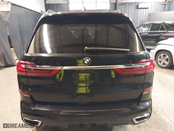 2022 BMW X7 xDrive40i with VIN 5UXCW2C08N9L04696, listed as a IAAI auction lot 41207847 with 44,986 mi miles. Bid and sale history available at carsss.com. Image 16.