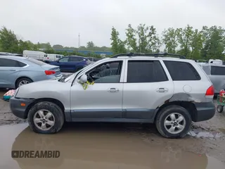 2005 Hyundai Santa Fe GLS z VIN KM8SC73D25U987252, wystawiony jako IAAI lot #42322375 z przebiegiem 217 081 mil mil oraz . Historia ofert i sprzedaży dostępna na DreamBid. Obrazek 14.