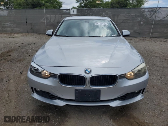2015 BMW 3 Series 328i с VIN WBA3A5G52FNS89254, выставлен на аукционе Copart как лот 56765135 с пробегом 102 568 миль миль и Списание • Salvage title. История ставок и продаж доступна на DreamBid. Изображение 5.