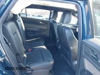 2021 Volkswagen Atlas SE with VIN 1V2JE2CA5MC206701, listed as a IAAI auction lot 41165558 with 52,631 mi miles and . Bid and sale history available at DreamBid. Image 8.