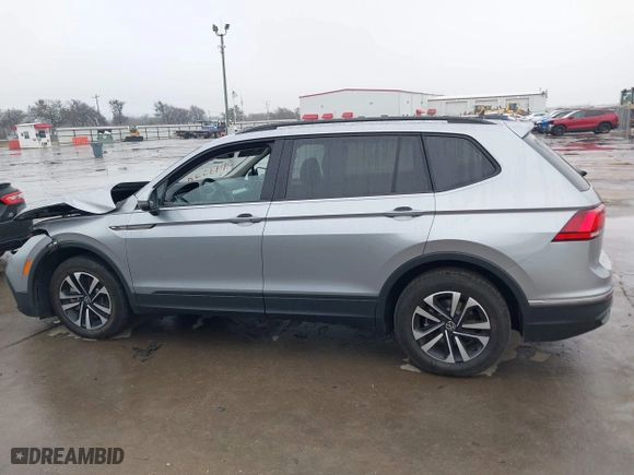2024 Volkswagen Tiguan S with VIN 3VVRB7AX9RM111468, listed as a IAAI auction lot 41435287 with 8,956 mi miles. Bid and sale history available at carsss.com. Image 15.