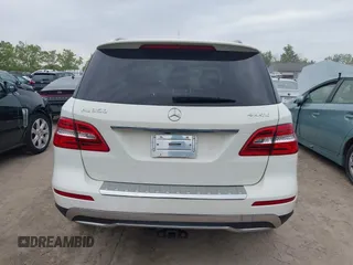 2013 Mercedes-Benz M 350 с VIN 4JGDA5HB2DA106110, выставлен на аукционе IAAI как лот 42338216 с пробегом 128 770 миль миль и . История ставок и продаж доступна на DreamBid. Изображение 17.