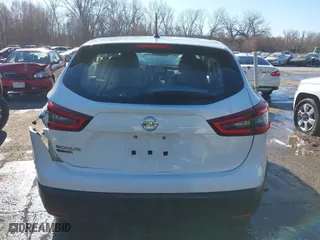 2021 Nissan Rogue Sport S with VIN JN1BJ1AV1MW306958, listed as a IAAI auction lot 41029311 with 56,890 mi miles. Bid and sale history available at carsss.com. Image 17.