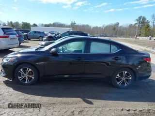 2022 Nissan Sentra SV z VIN 3N1AB8CV0NY317183, wystawiony jako IAAI lot #41701565 z przebiegiem 54 913 mil mil oraz . Historia ofert i sprzedaży dostępna na DreamBid. Obrazek 14.