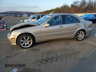 2003 Mercedes-Benz C 230 Kompressor with VIN WDBRF40JX3F395861, listed as a Copart auction lot 81585234 with 83,544 mi miles and Salvage Title. Bid and sale history available at DreamBid. Image 1.