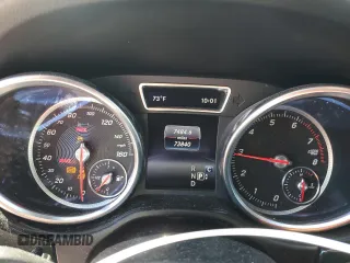 2018 Mercedes-Benz GLE 350 z VIN 4JGDA5JB3JB153209, wystawiony jako Copart lot #55518855 z przebiegiem 73 840 mil mil oraz Szkoda całkowita • Salvage title. Historia ofert i sprzedaży dostępna na DreamBid. Obrazek 9.