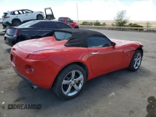 2006 Pontiac Solstice z VIN 1G2MB35B76Y116236, wystawiony jako Copart lot #53448785 z przebiegiem 105 576 mil mil oraz Szkoda całkowita • Salvage title. Historia ofert i sprzedaży dostępna na DreamBid. Obrazek 3.