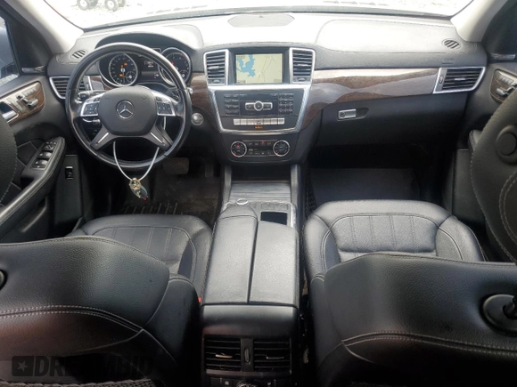 2016 Mercedes-Benz GL with VIN 4JGDF6EE8GA627407, listed as a Copart auction lot 73913644 with 104,366 mi miles and Salvage Title. Bid and sale history available at carsss.com. Image 8.