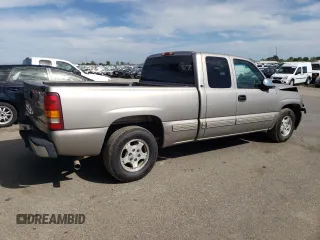 2000 Chevrolet Silverado 1500 LS with VIN 2GCEC19T3Y1202329, listed as a Copart auction lot 52712345 with 149,669 mi miles and Salvage Title. Bid and sale history available at DreamBid. Image 3.