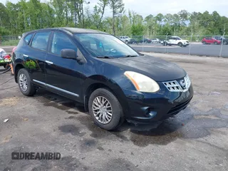 2011 Nissan Rogue SV z VIN JN8AS5MTXBW157426, wystawiony jako IAAI lot #42247260 z przebiegiem 182 649 mil mil oraz . Historia ofert i sprzedaży dostępna na DreamBid. Obrazek 1.