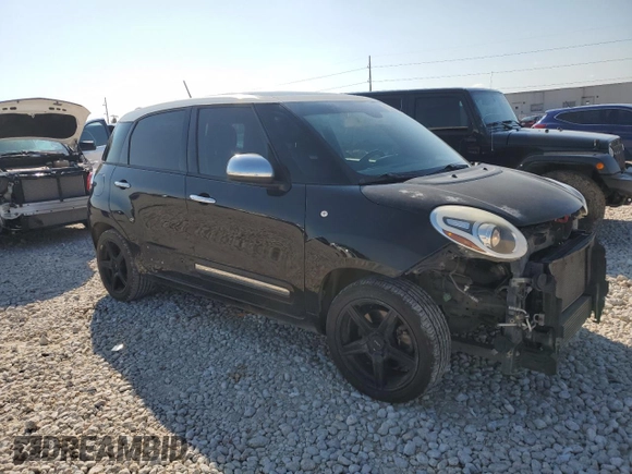 2014 FIAT 500L Lounge with VIN ZFBCFACH1EZ007287, listed as a Copart auction lot 70190834 with 226,479 mi miles and Salvage Title. Bid and sale history available at carsss.com. Image 4.