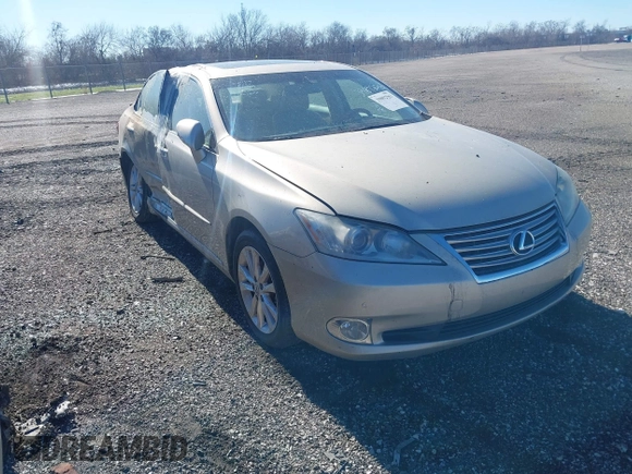 2011 Lexus ES 330 with VIN JTHBK1EG7B2466044, listed as a IAAI auction lot 39892963 with 76,246 mi miles and . Bid and sale history available at carsss.com. Image 1.