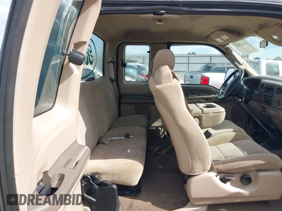 2004 Ford F-250 XL с VIN 1FTNX21P84EA26301, выставлен на аукционе IAAI как лот 42647558 с пробегом 340 277 миль миль и . История ставок и продаж доступна на DreamBid. Изображение 8.
