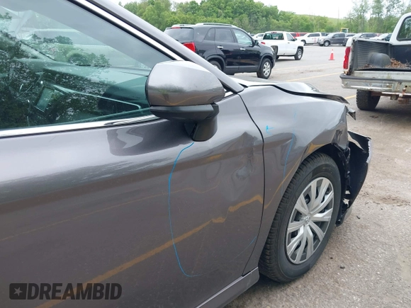 2019 Toyota Camry Hybrid LE z VIN 4T1B31HK4KU511360, wystawiony jako IAAI lot #42298260 z przebiegiem 133 019 mil mil oraz . Historia ofert i sprzedaży dostępna na DreamBid. Obrazek 20.