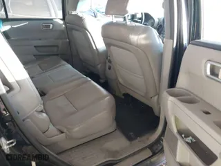 2013 Honda Pilot EX-L with VIN 5FNYF3H57DB038691, listed as a IAAI auction lot 41036795 with 210,278 mi miles. Bid and sale history available at carsss.com. Image 8.