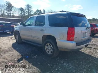 2012 GMC Yukon SLT with VIN 1GKS2CE02CR133683, listed as a IAAI auction lot 41375435 with 197,634 mi miles. Bid and sale history available at carsss.com. Image 3.