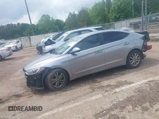 2017 Hyundai Elantra SE z VIN 5NPD84LF7HH119468, wystawiony jako IAAI lot #42060414 z przebiegiem 122 434 mil mil oraz . Historia ofert i sprzedaży dostępna na DreamBid. Obrazek 21.