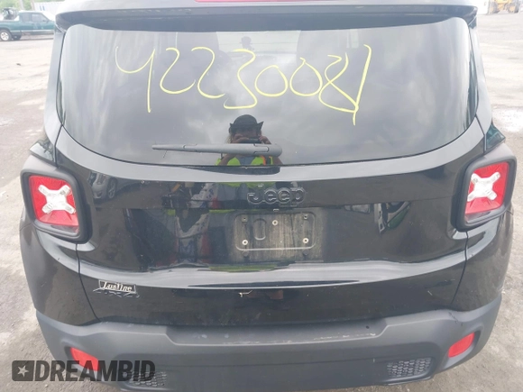 2017 Jeep Renegade Latitude z VIN ZACCJBBB7HPF22652, wystawiony jako IAAI lot #42230081 z przebiegiem 108 696 mil mil oraz . Historia ofert i sprzedaży dostępna na DreamBid. Obrazek 16.