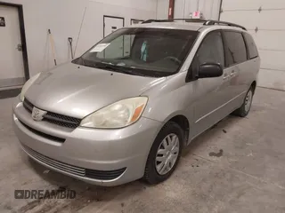 2004 Toyota Sienna CE z VIN 5TDZA23C54S019832, wystawiony jako IAAI lot #41993199 z przebiegiem 190 327 mil mil oraz . Historia ofert i sprzedaży dostępna na DreamBid. Obrazek 2.