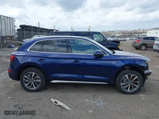 2024 Audi Q5 S line Premium Plus with VIN WA1EAAFY2R2018050, listed as a IAAI auction lot 41887903 with 15,685 mi miles. Bid and sale history available at carsss.com. Image 13.
